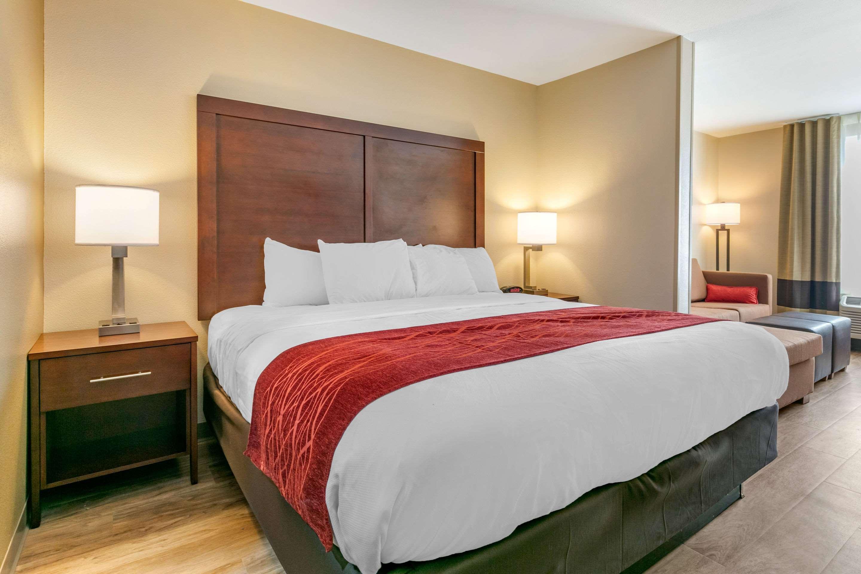 Comfort Inn & Suites Van Buren - Fort Smith Екстериор снимка
