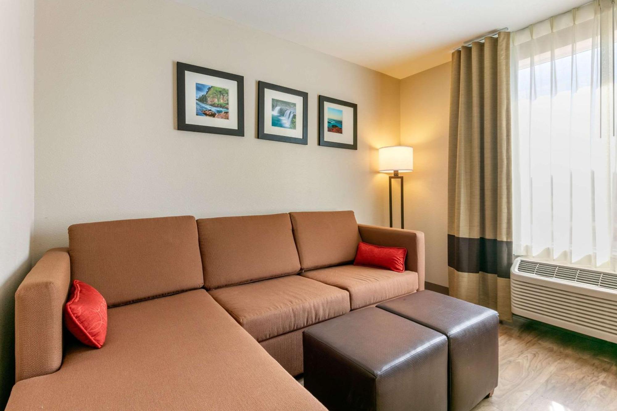 Comfort Inn & Suites Van Buren - Fort Smith Екстериор снимка