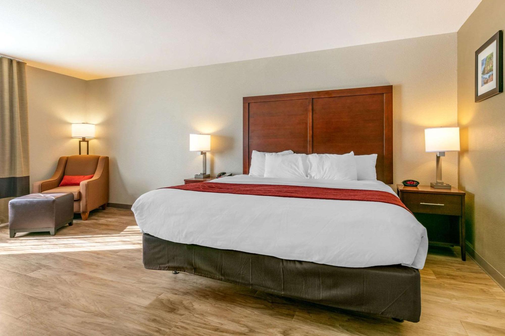 Comfort Inn & Suites Van Buren - Fort Smith Екстериор снимка