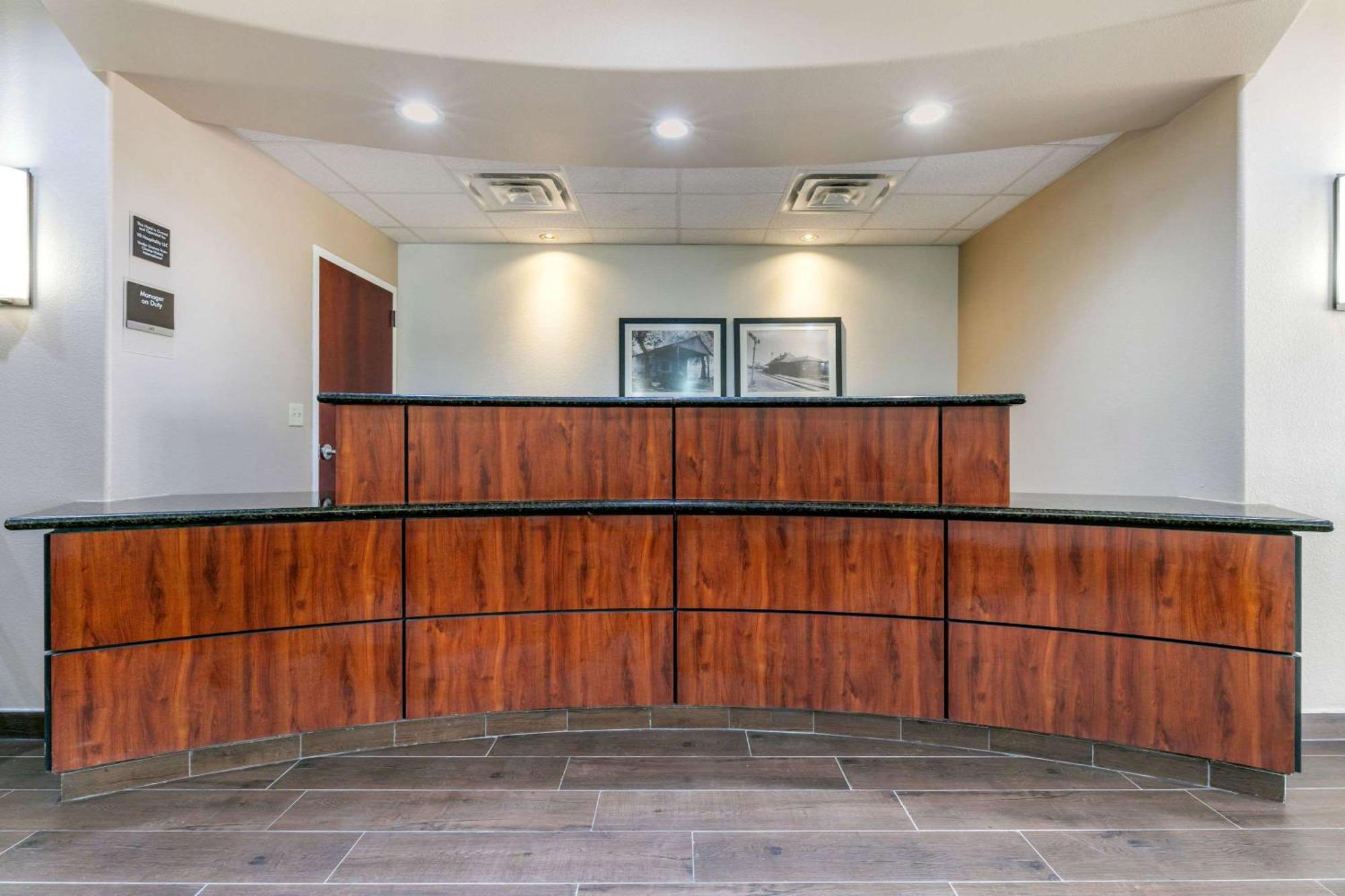 Comfort Inn & Suites Van Buren - Fort Smith Екстериор снимка